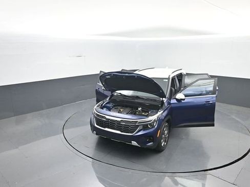 Used 2024 Kia Seltos S FWD image 42