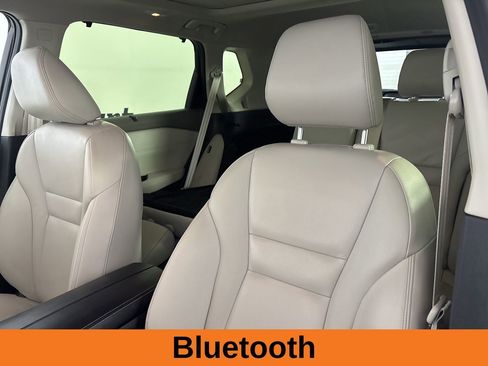 Used 2025 Nissan Rogue SL w/ Tech Package image 11