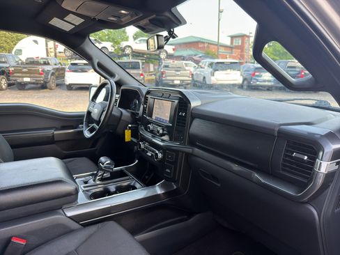 Used 2022 Ford F150 XLT w/ Equipment Group 301A Mid image 13