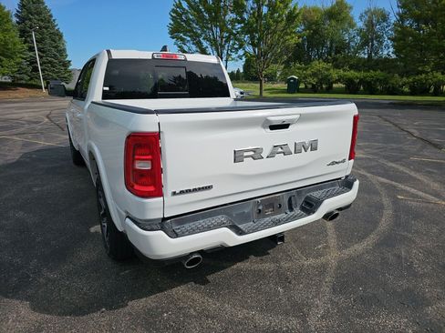 Used 2025 RAM 1500 Laramie w/ Sport Appearance Package AWD/4WD image 3