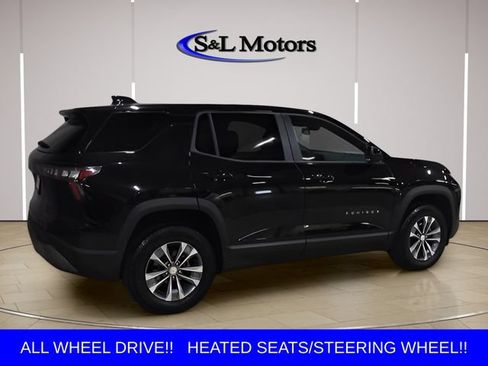 Used 2026 Chevrolet Equinox LT AWD/4WD image 8