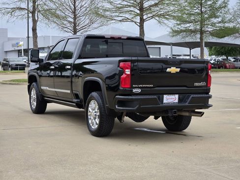 Used 2024 Chevrolet Silverado 2500 High Country w/ High Country Premium Package image 5