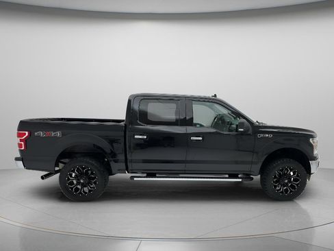 Used 2020 Ford F150 XLT w/ Equipment Group 302A Luxury AWD/4WD image 4