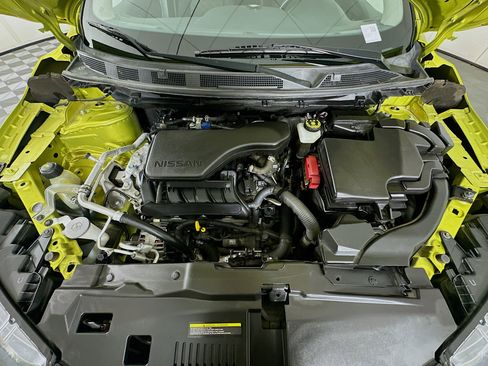 Used 2020 Nissan Rogue Sport SV image 31