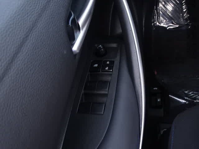 Certified 2022 Toyota Corolla SE w/ Carpet Mat Package (TMS) FWD image 38