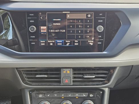 Used 2024 Volkswagen Taos SE FWD image 15