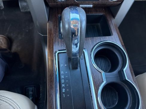 Used 2014 Ford F150 Lariat w/ Equipment Group 502A Luxury image 22