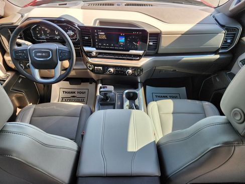 Used 2023 GMC Sierra 1500 SLT w/ SLT Premium Plus Package AWD/4WD image 16