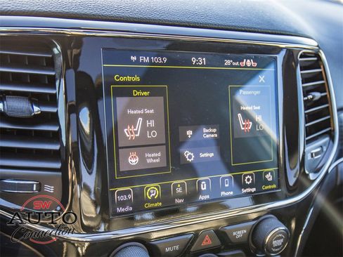 Used 2022 Jeep Grand Cherokee Limited w/ Trailer Tow Group IV image 36