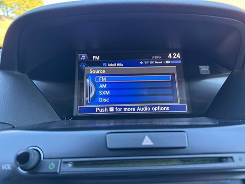 Used 2017 Acura MDX SH-AWD w/ Advance Package image 16