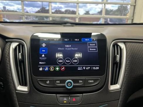 Used 2024 Chevrolet Malibu LT w/ Sport Edition FWD image 22
