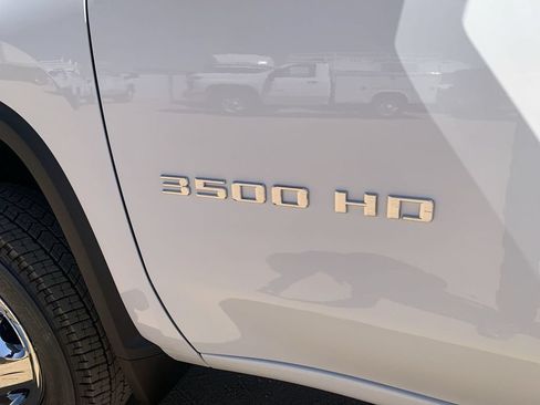 New 2026 Chevrolet Silverado 3500 LT w/ Convenience Package AWD/4WD image 30