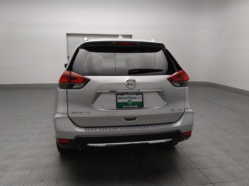 Used 2017 Nissan Rogue SL w/ SL Premium Package AWD/4WD image 6