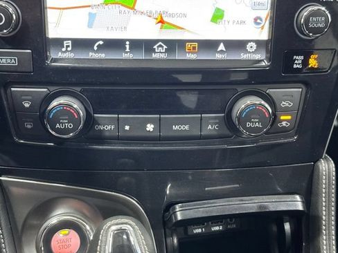 Used 2018 Nissan Maxima 3.5 SL FWD image 25