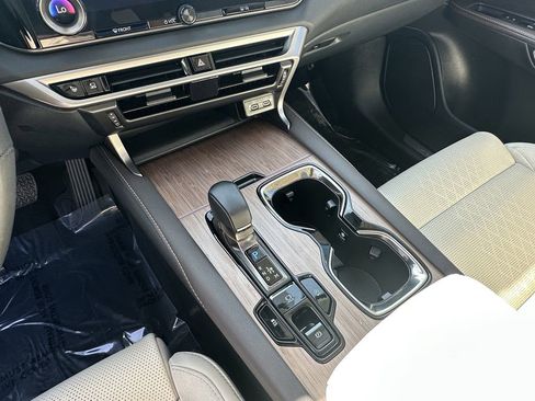 Used 2024 Lexus RX 350 FWD w/ Convenience Package image 32