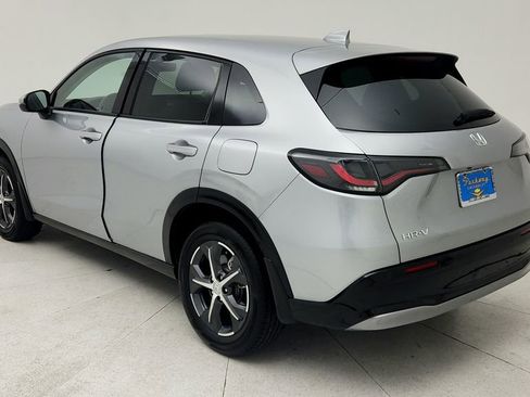 Used 2025 Honda HR-V EX-L image 6