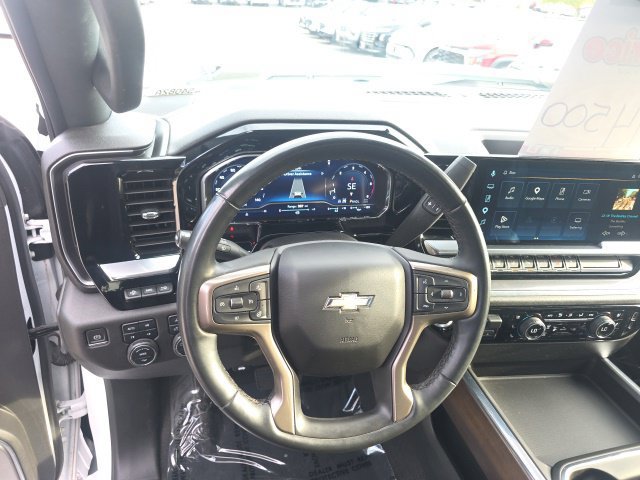 Used 2024 Chevrolet Silverado 3500 High Country w/ High Country Premium Package AWD/4WD image 21