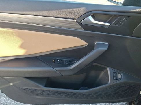 Used 2021 Volkswagen Jetta SEL image 12