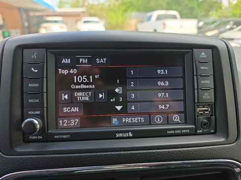Used 2018 Dodge Grand Caravan SXT FWD image 15