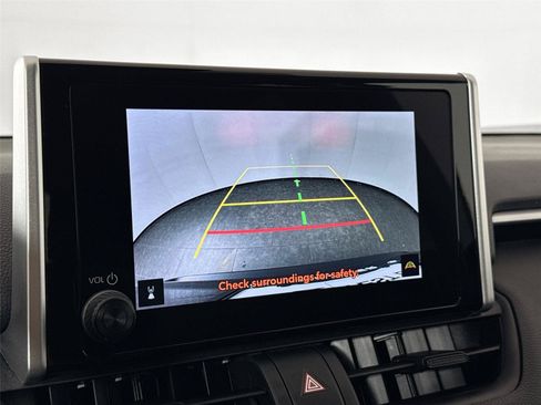 Certified 2025 Toyota RAV4 XLE AWD/4WD image 22