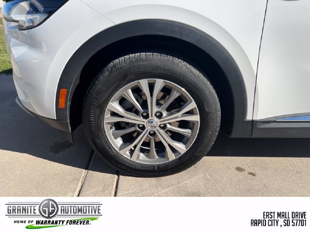 Used 2023 Buick Envision Preferred AWD/4WD image 26