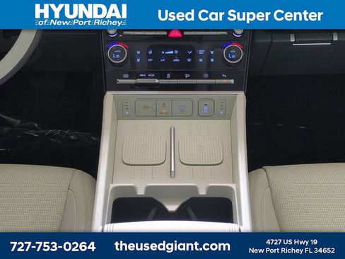 Used 2025 Hyundai Santa Fe Calligraphy FWD image 22