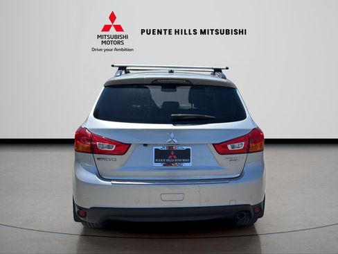 Used 2013 Mitsubishi Outlander Sport SE FWD image 6