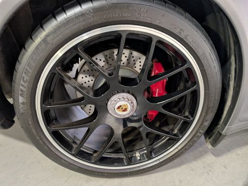 Used 2012 Porsche 911 Carrera 4 GTS image 16