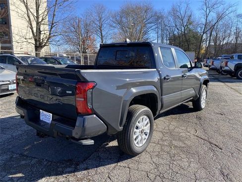 New 2025 Toyota Tacoma SR5 image 3