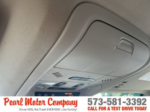 Certified 2022 GMC Acadia Denali w/ Denali Ultimate Package AWD/4WD image 14