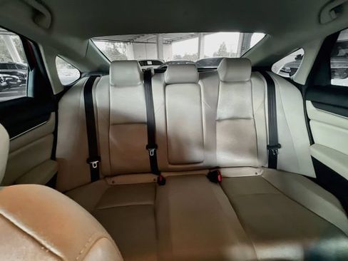 Used 2018 Honda Accord LX image 26