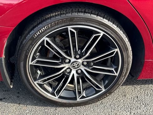 Used 2021 Toyota Avalon XSE image 10