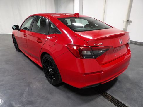 Used 2022 Honda Civic Sport image 6