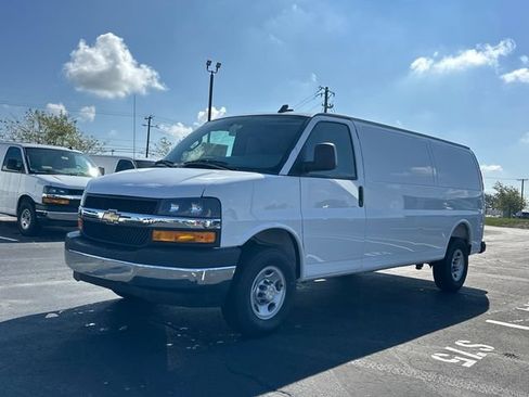 New 2025 Chevrolet Express 3500 Extended w/ Driver Convenience Package RWD image 3