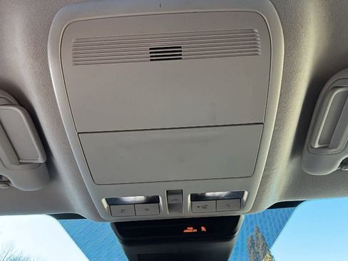 Used 2023 MAZDA CX-30 AWD 2.5 S w/ Premium Package image 22