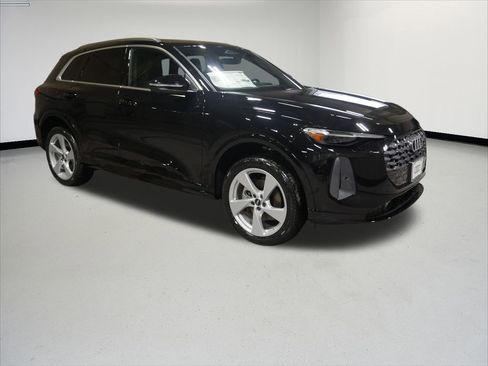 New 2025 Audi Q5 Premium Plus image 7