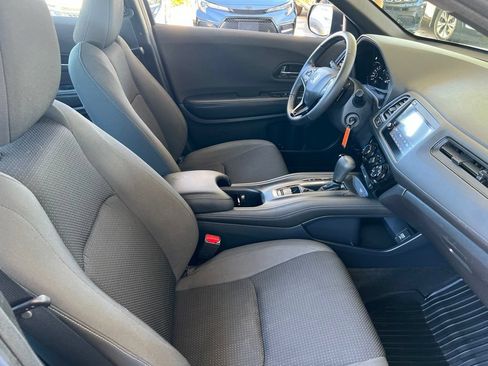 Used 2019 Honda HR-V Sport image 19
