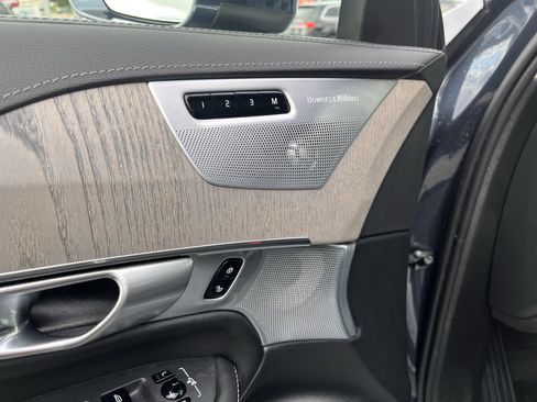 Certified 2024 Volvo XC90 T8 Ultimate image 8