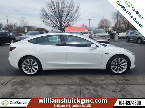 Used 2019 Tesla Model 3 Standard Range Plus image 10