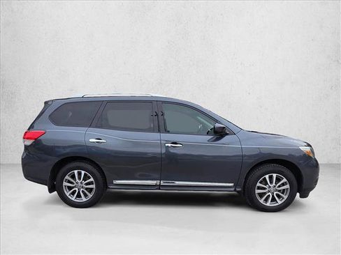 Used 2013 Nissan Pathfinder SL image 5