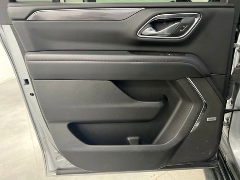 Used 2024 Chevrolet Suburban RST image 16