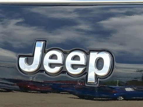 Used 2021 Jeep Grand Cherokee L Limited image 33