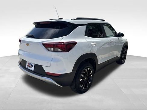 Certified 2023 Chevrolet TrailBlazer LT FWD image 4