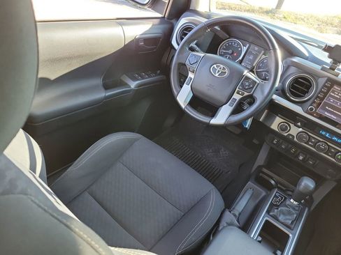 Used 2021 Toyota Tacoma SR5 w/ Trail Edition AWD/4WD image 16