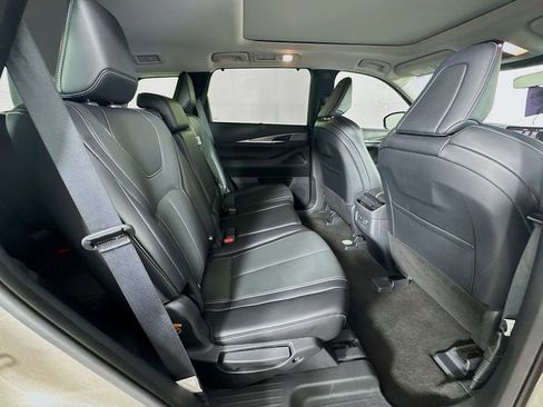 Used 2023 INFINITI QX60 Luxe w/ Cargo Package AWD/4WD image 35