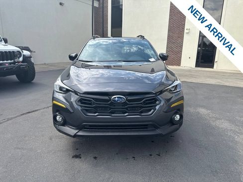 Used 2025 Subaru Crosstrek 2.5i Sport AWD/4WD image 2