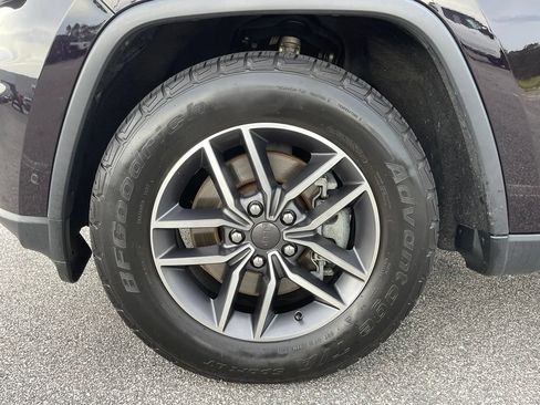 Used 2021 Jeep Grand Cherokee Limited RWD image 7