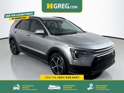 Used 2023 Kia Niro EX