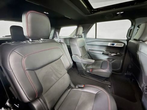 Certified 2023 Ford Explorer ST-Line w/ Class IV Trailer Tow Package image 31
