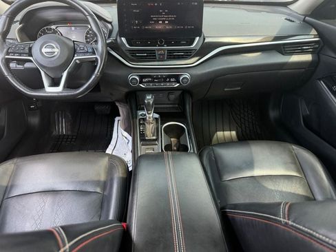 Used 2023 Nissan Altima 2.0 SR FWD image 12